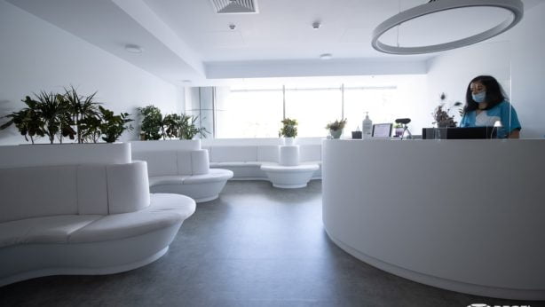 clinica embryos mobilier corian (5)