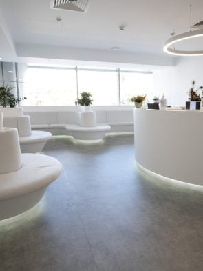 clinica embryos mobilier corian (8)