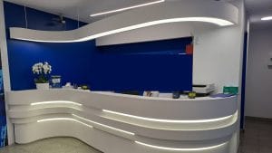 desk receptie lampa receptie led corian glacier white