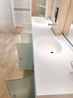 baie rezidentiala corian (1)